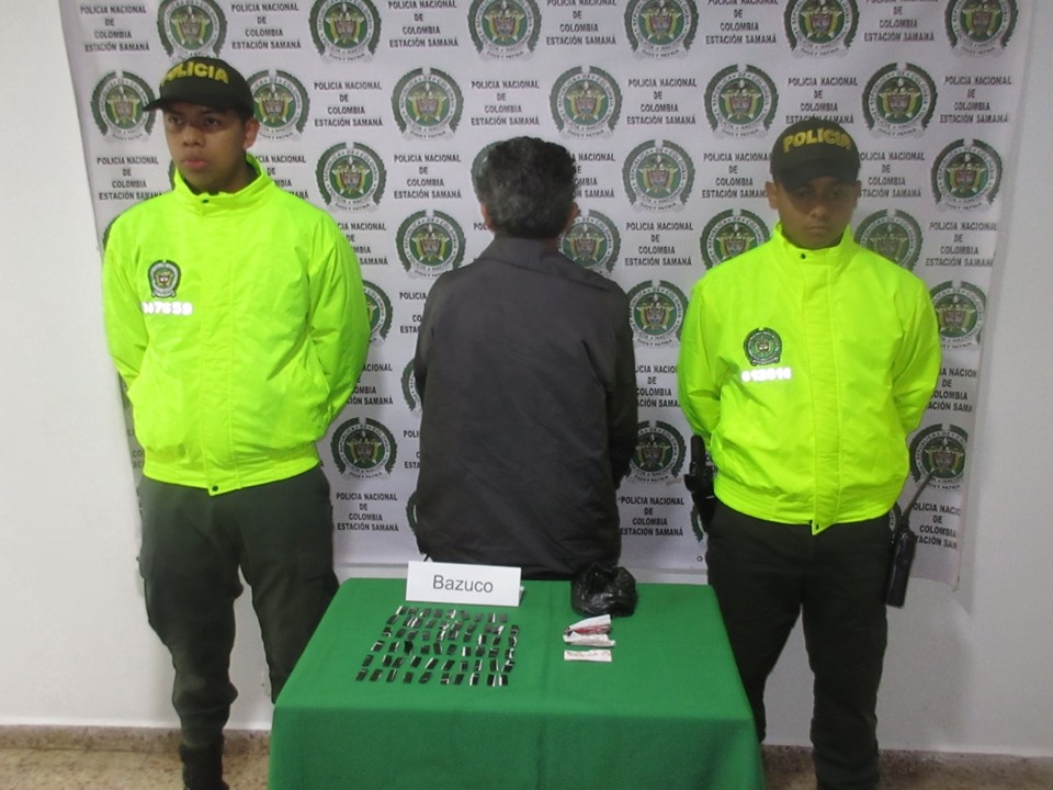 CAPTURADO PRESUNTO EXPENDEDOR DE ESTUPEFACIENTES EN SAMAN�