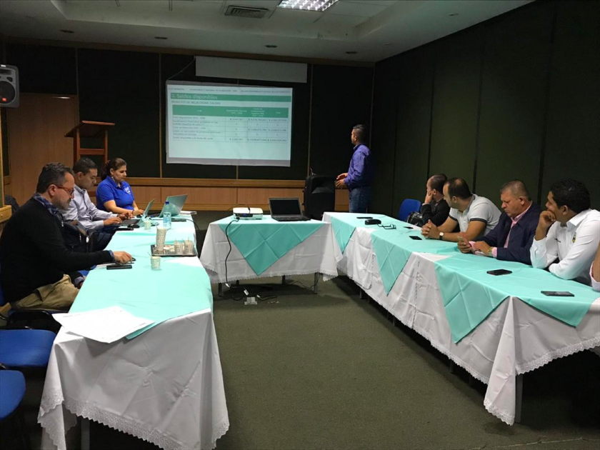 APRUEBAN CINCO PROYECTOS PARA MEJORAR V�AS DE CINCO MUNICIPIOS