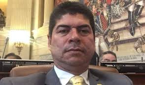 EL PARLAMENTARIO CALDENSE FELIX CHICA, VOT� FAVORABLEMENTE EL HUNDIMIENTO DEL PROYECTO DE LEY ANTICORRUPCI�N