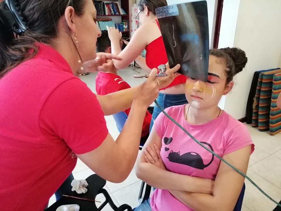 TALLERES DE ARTES PL�STICAS 