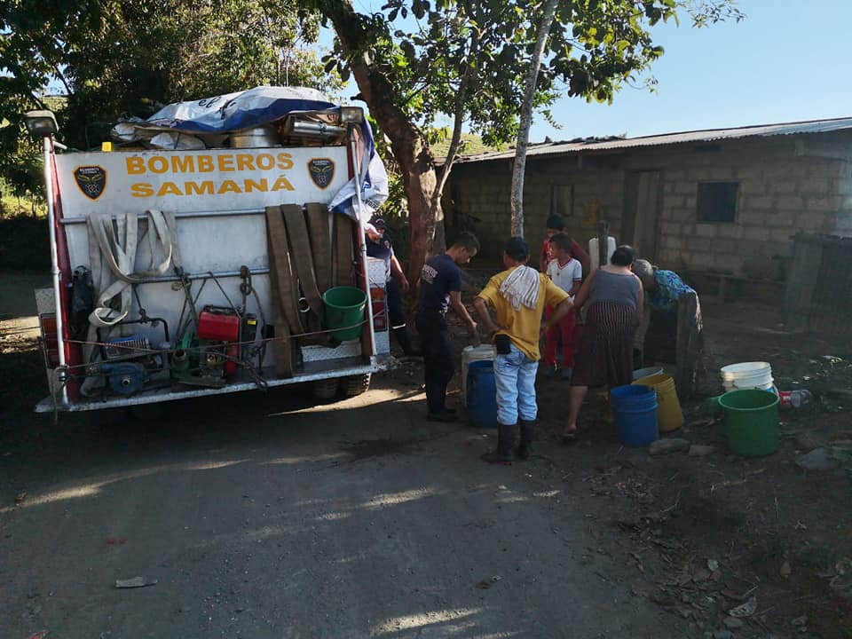 CARRO CISTERNA PARA PROVEER DEL RECURSO H�DRICO A LA POBLACI�N DE SAN DIEGO