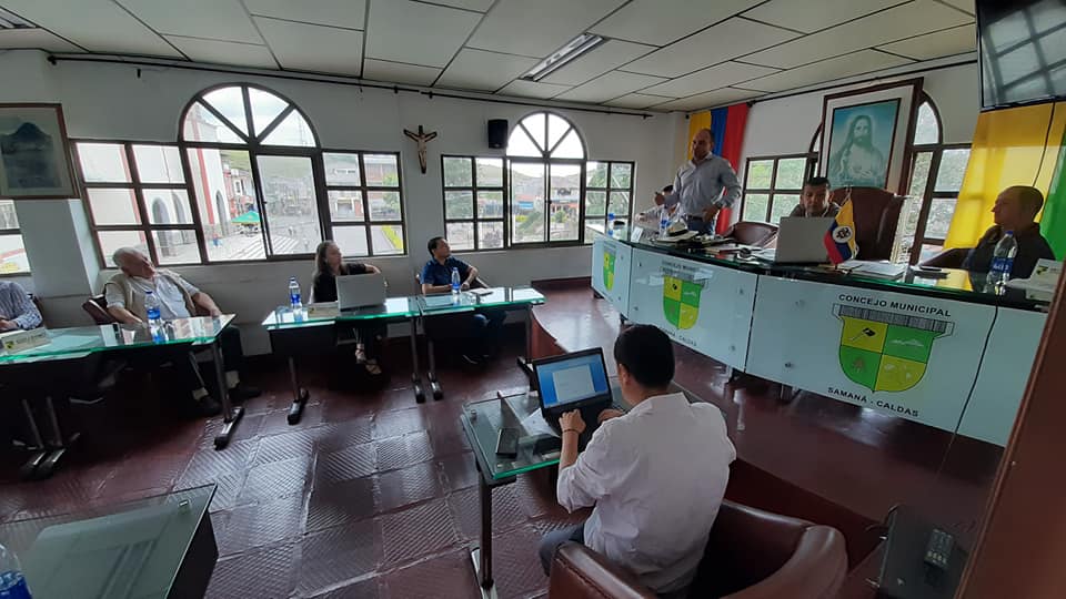 RECONOCIMIENTO AL ING. LUIS ALBERTO GIRALDO FERNANDEZ, SECRETARIO DE INFRAESTRUCTURA DE LA GOBERNACI�N DE CALDAS
