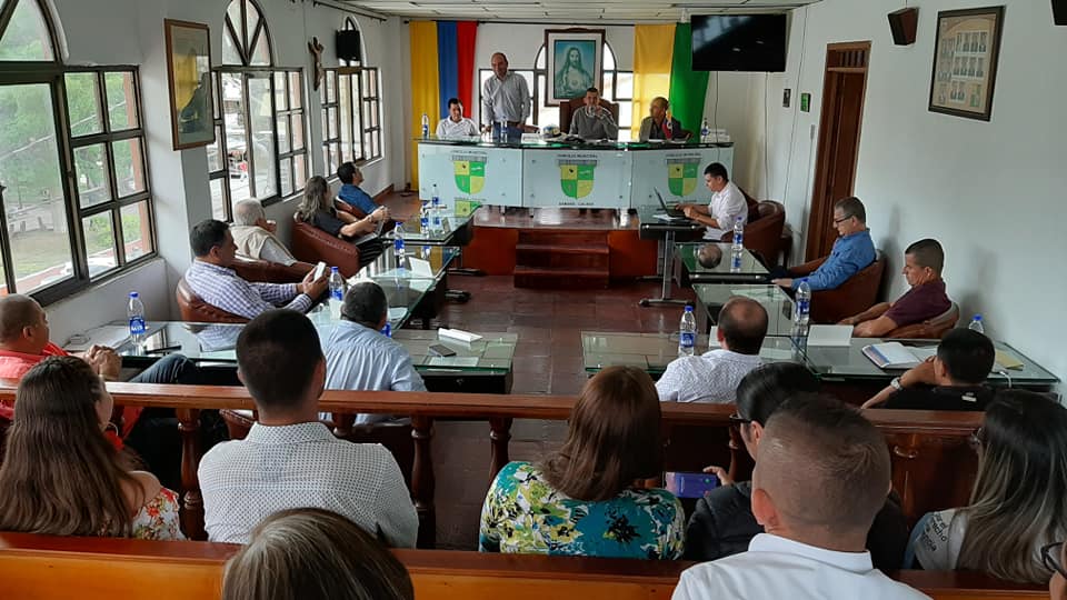 RECONOCIMIENTO AL ING. LUIS ALBERTO GIRALDO FERNANDEZ, SECRETARIO DE INFRAESTRUCTURA DE LA GOBERNACI�N DE CALDAS