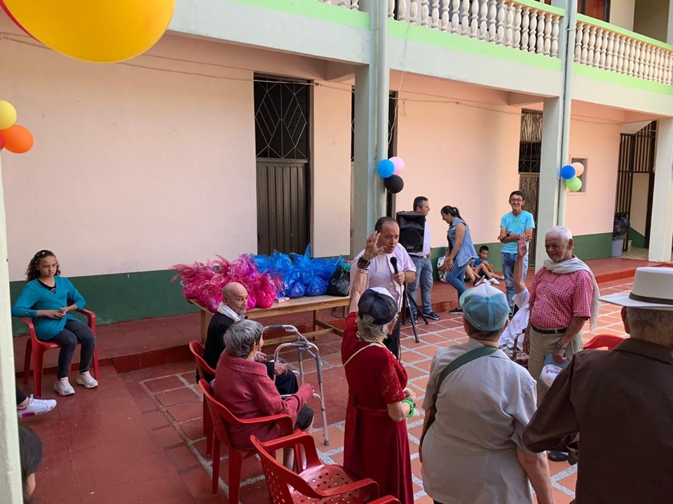 CELEBRAN EL D�A DEL ADULTO MAYOR