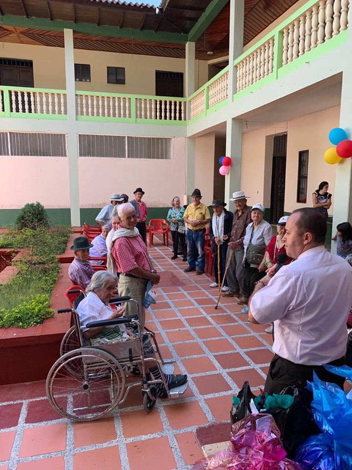 CELEBRAN EL D�A DEL ADULTO MAYOR