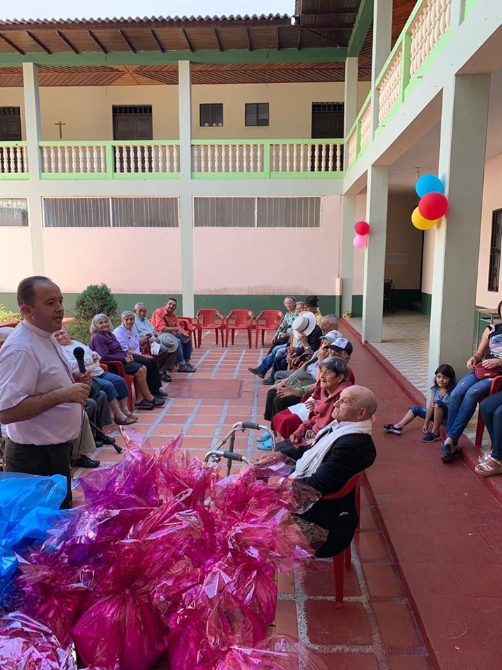 CELEBRAN EL D�A DEL ADULTO MAYOR