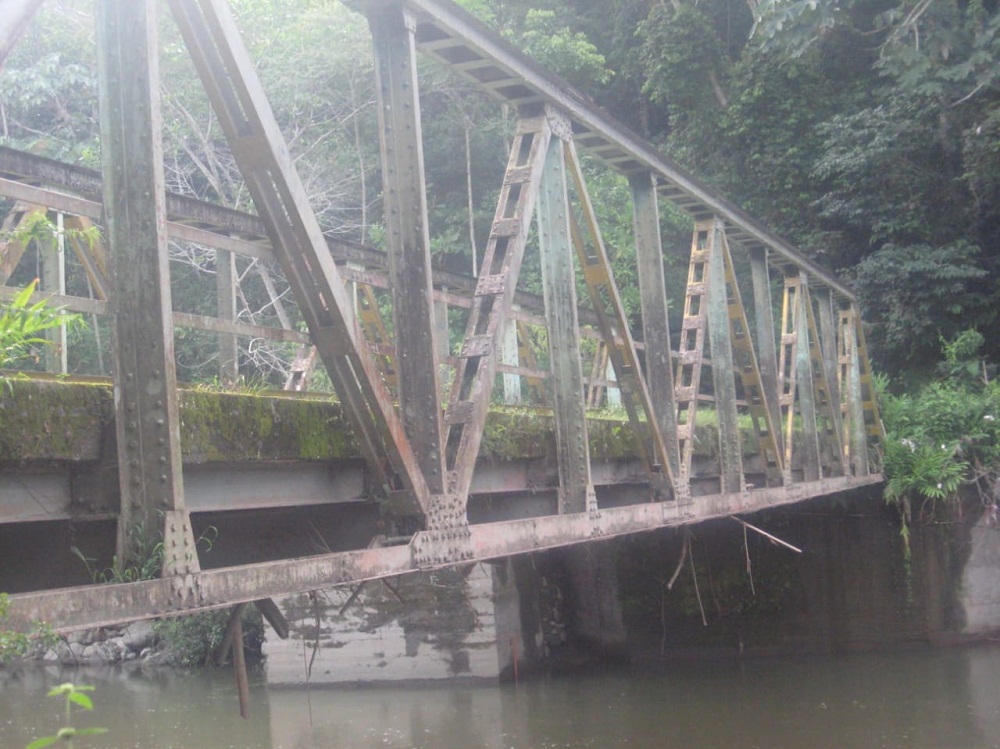 TRASLADAN PUENTE RIO LA MIEL Y SERVIRA PARA UNIR AL BOSQUE POPULAR Y LA V�A PANAMERICANA MANIZALES