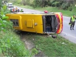 BUSETA DE LA EMPRESA R�PIDO TOLIMA SE ACCIDENT� EN LA V�A NORCASIA LA DORADA.