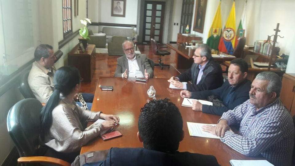 14 NUEVOS TRAMOS DE PLACAS HUELLA PARA EL PROGRESO DE SAMAN�