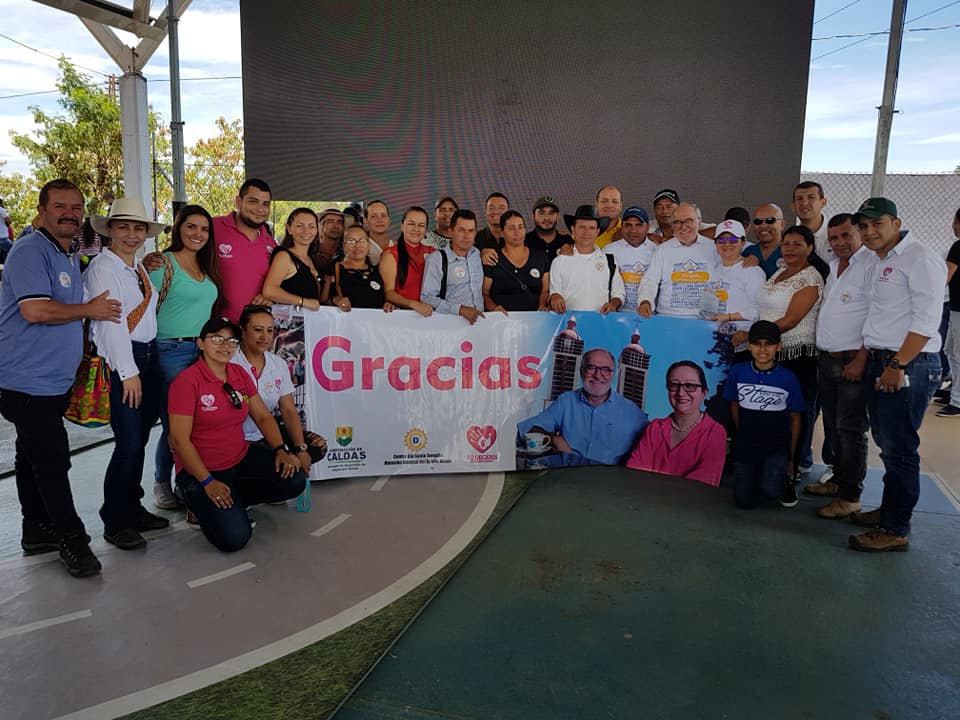 GOBERNACI�N ENTREG� 26 KIL�METROS DE V�AS PAVIMENTADAS EN EL ORIENTE DE CALDAS 