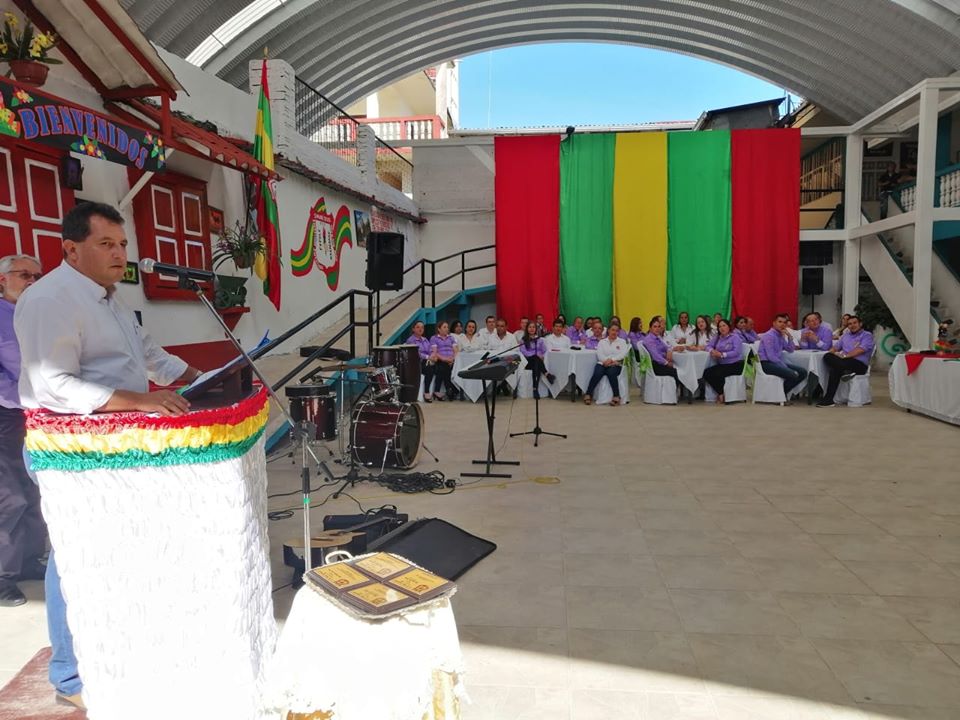 CUBIERTA DEL INSTITUTO INTEGRADO SAN AGUST�N DE SAMAN�