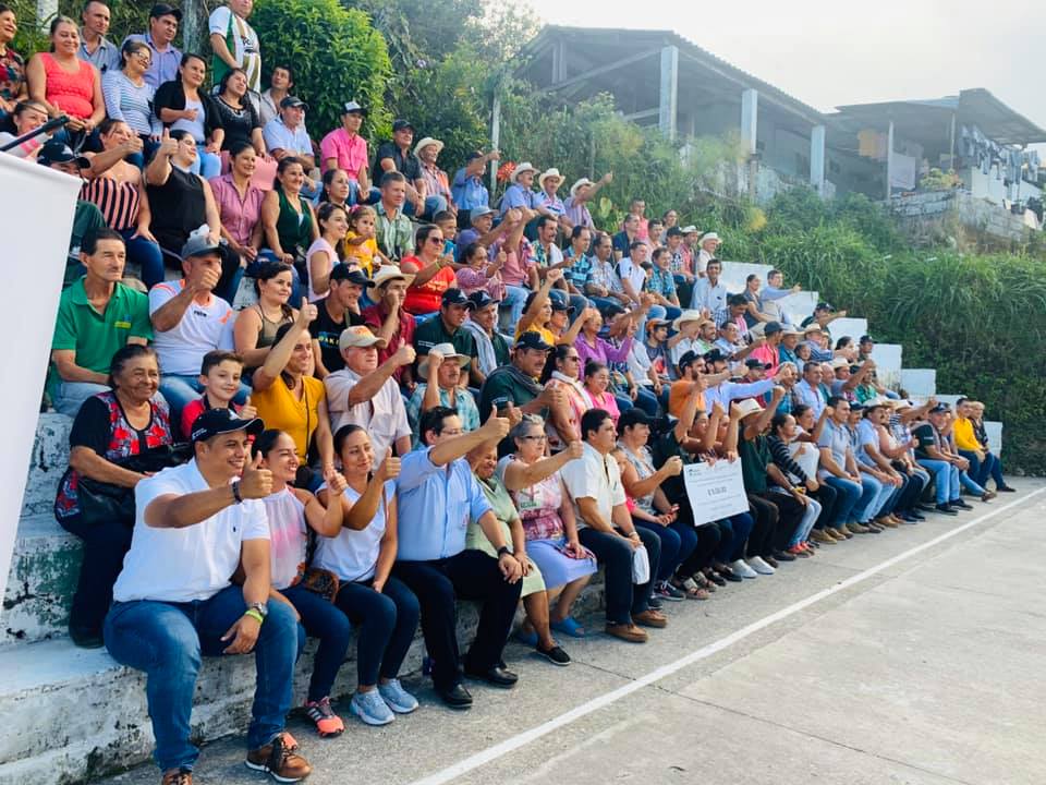 CONSTRUCCI�N DE LOS ACUEDUCTOS DE LAS VEREDAS SANTA RITA Y EL SILENCIO