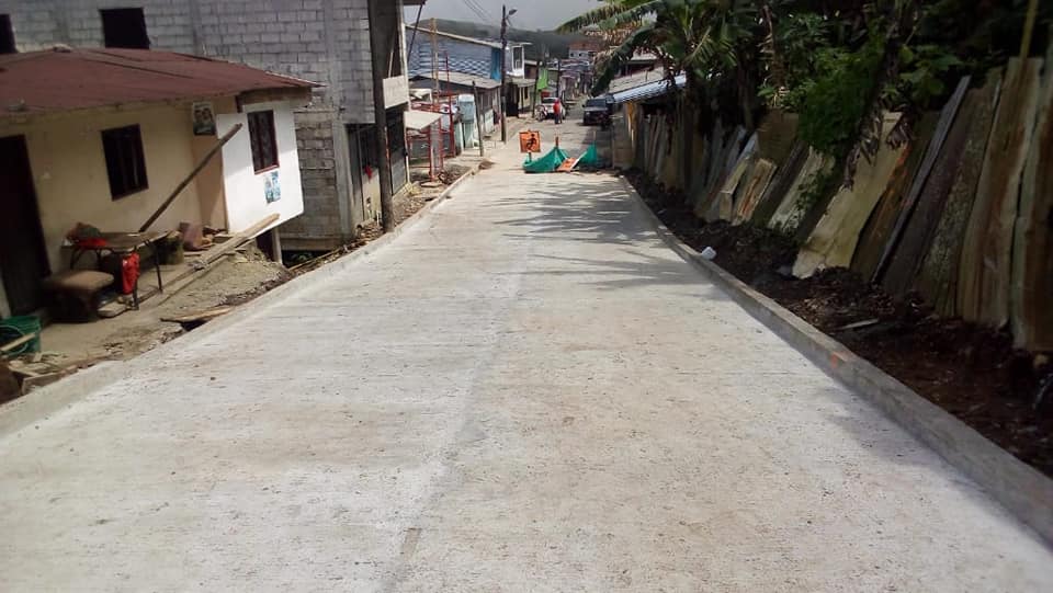 V�A PAVIMENTADA SECTOR DIVINO NI�O 