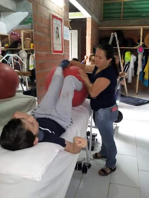 LA FUNDACI�N VANESSA INICIA SESIONES DE FISIOTERAPIA 