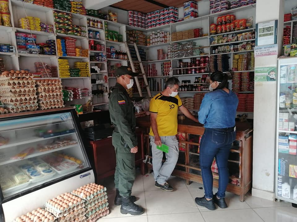 LA CORREGIDURIA DE FLORENCIA Y SUB ESTACI�N DE POLIC�A, REALIZARON VISITA A SUPERMERCADOS 