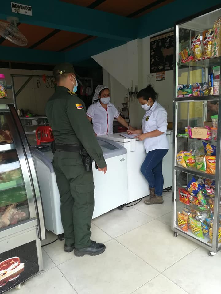 LA CORREGIDURIA DE SAN DIEGO, ADSCRITA A LA SECRETARIA DE GOBIERNO VISITANDO LOS LOCALES