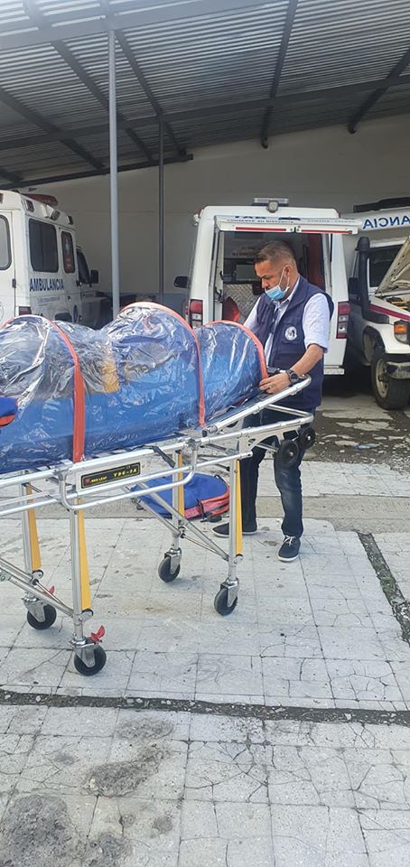 C�PSULAS DE AISLAMIENTO PARA EL TRANSPORTE DE PACIENTES SOSPECHOSOS COVID-19