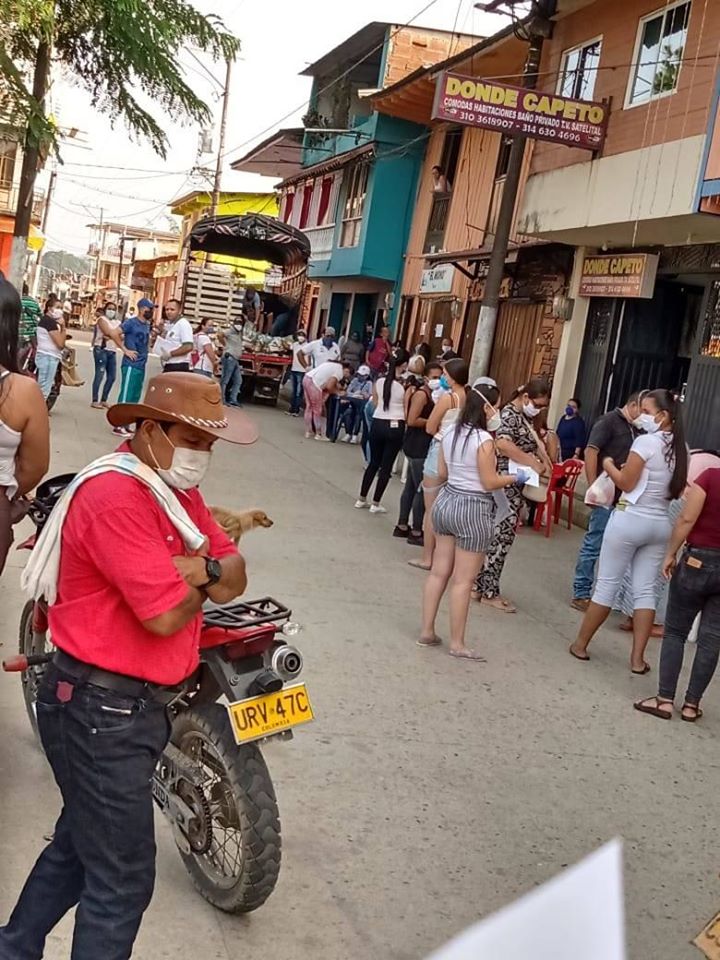DESORDENES EN LA ENTREGA DE LAS AYUDAS EN EL CORREGIMIENTO DE SAN DIEGO 