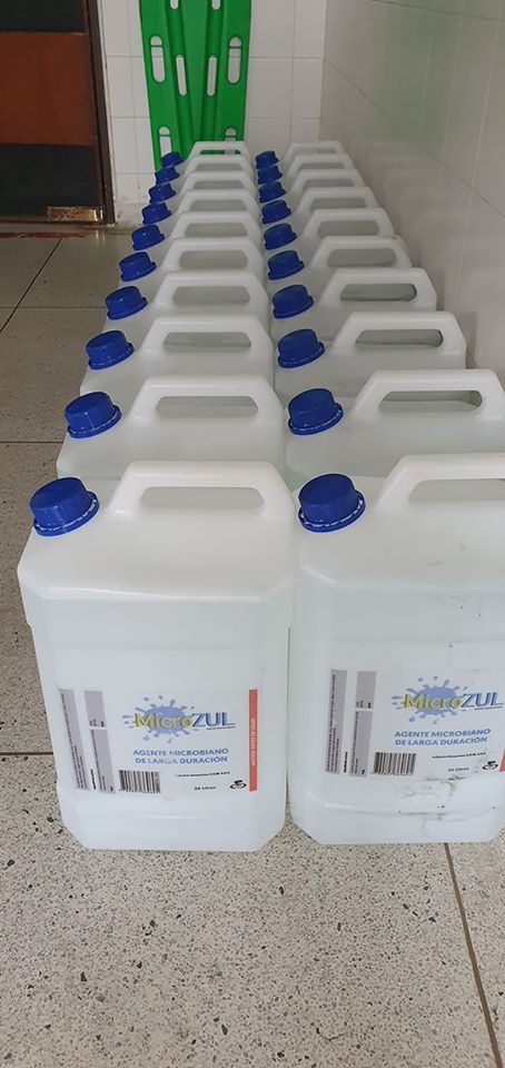 SE�OR FRANCISCO ZULUAGA REALIZA DONACI�N DE 400 LITROS DE MICROZUL AL HOSPITAL