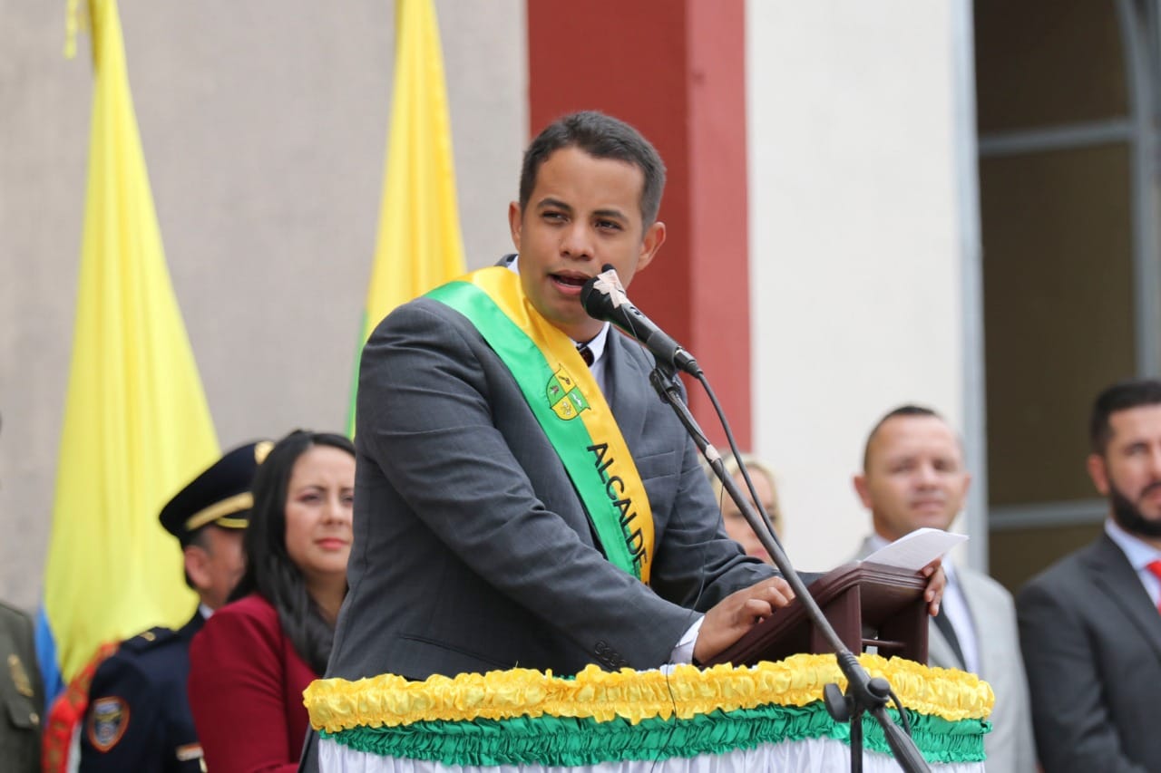 SAMAN�, PRIMER MUNICIPIO DEL PA�S EN TENER APROBADO EL PLAN DE DESARROLLO