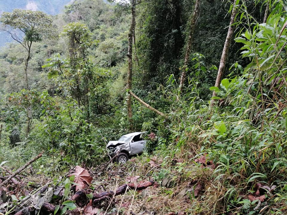 RODAMIENTO DE UN VEH�CULO PARTICULAR MESONES