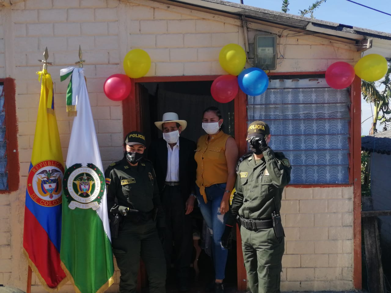 LUIS CARLOS RESTREPO TANGARIFE CUMPLIO 100 A�OS