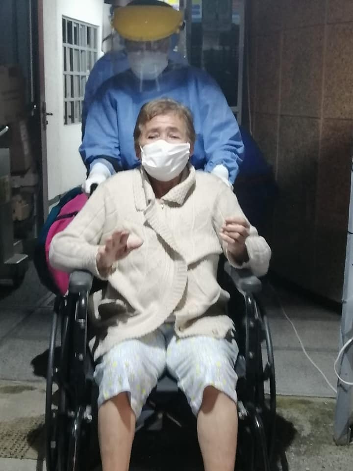 HOSPITAL SANTA SOF�A DA DE ALTA A PRIMERA PACIENTE CON COVID DE SAN DIEGO 
