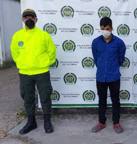 LE DIERON M�S DE 17 A�OS DE C�RCEL A LADR�N QUE MAT� A CUCHILLO A UN TENDERO QUE SE NEG� A DEJARSE ROBAR $670 MIL