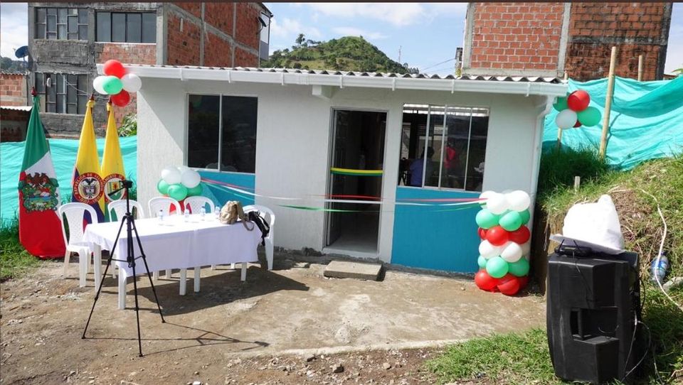 PROGRAMA DE VIVIENDA DE BLOQUERAS, EN EL CORREGIMIENTO DE FLORENCIA