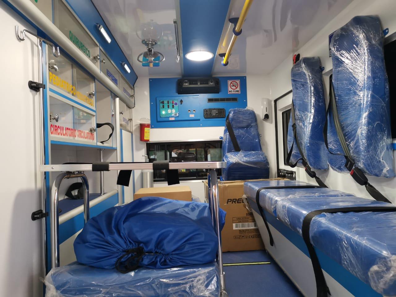 EL TRABAJO ARTICULADO ENTRE EL MINISTRO DE SALUD, EL CONGRESISTA ERWIN ARIAS, EL GOBERNADOR DE CALDAS Y EL ALCALDE DE SAMAN� HICIERON QUE SAMAN� Y LA REGI�N CUENTEN CON 4 NUEVAS AMBULANCIAS.