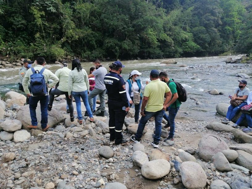 BUSCAN SOLUCIONES FRENTE A LA CONTAMINACI�N POR TURISMO NO RESPONSABLE
