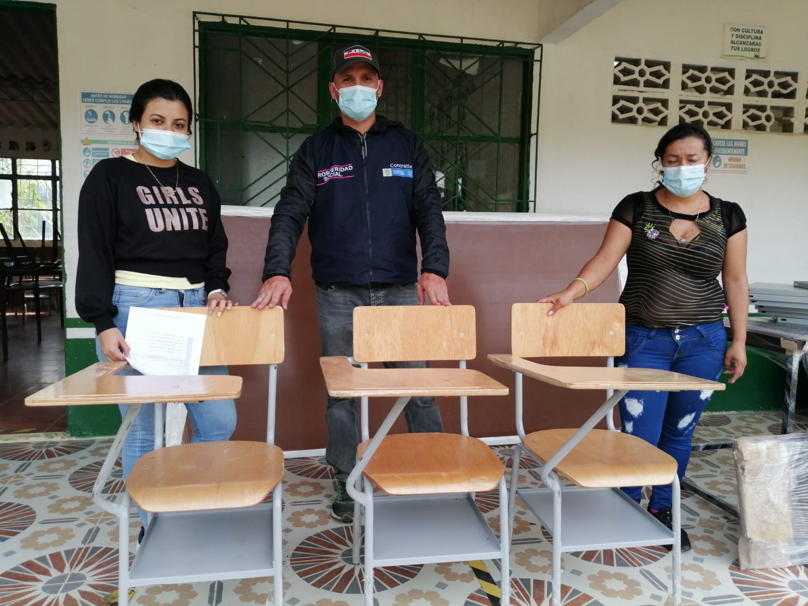 EL PROGRAMA FAMILIAS EN SU TIERRA EN EL COMPONENTE DE FORTALECIMIENTO SOCIAL COMUNITARIO SAMANE�O