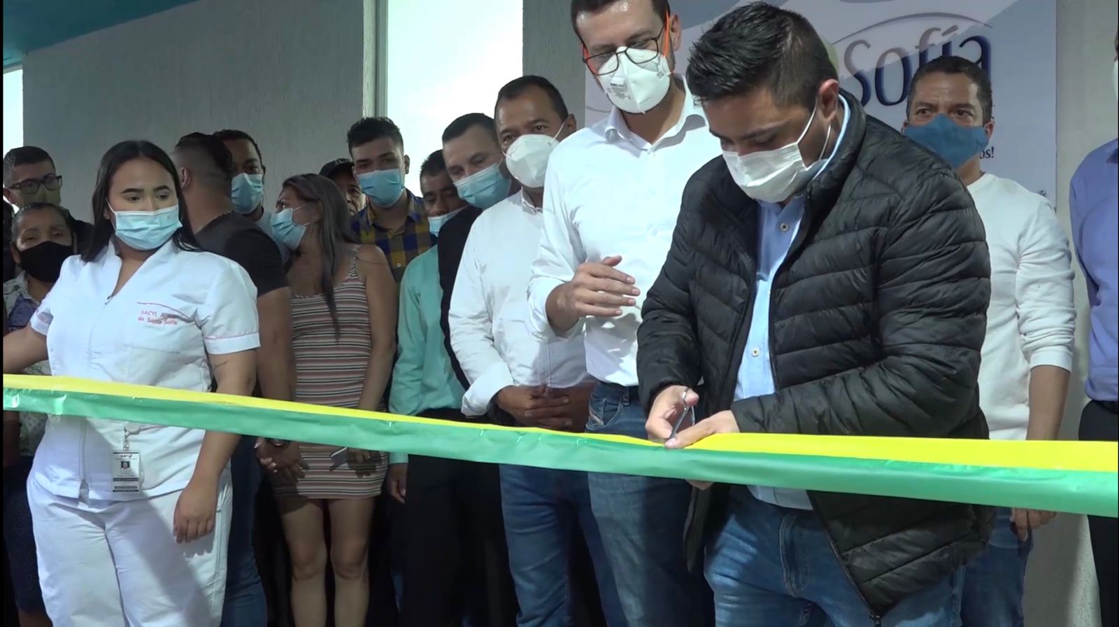 EL SAMANE�O CRISTIAN PARRA ROJAS, AL FRENTE DE LA OBRA DEL NUEVO HOSPITAL DEL CORREGIMIENTO DE ARAUCA EN  PALESTINA 