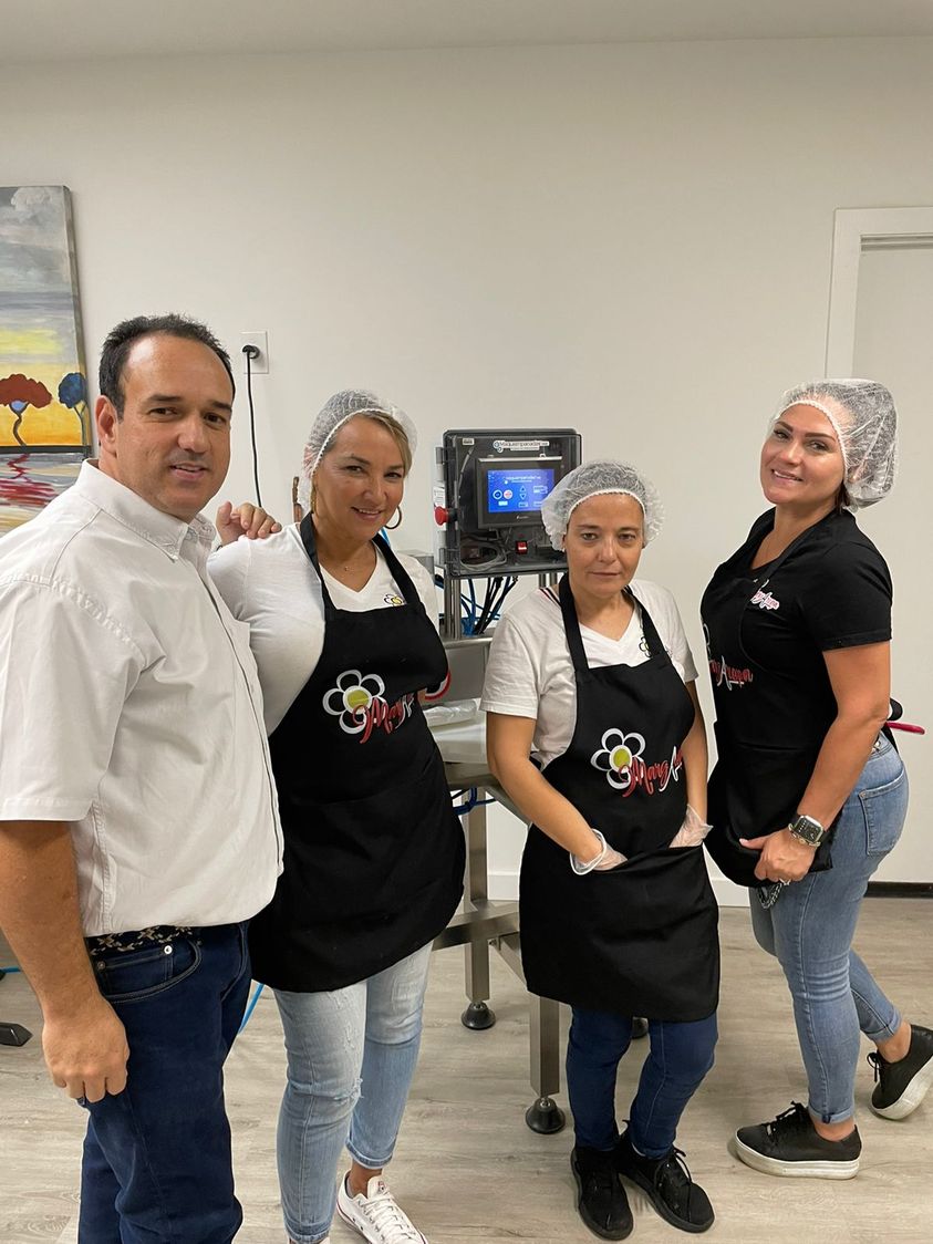 MAQUIEMPANADAS ABRE PUNTO F�SICO EN MIAMI