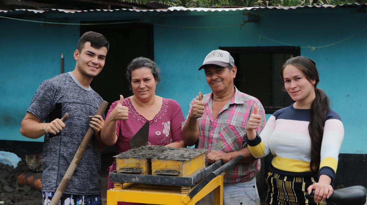 SAMANE�OS BENEFICIADOS CON LA BICIBLOQUERAS DE LA GOBERNACI�N 