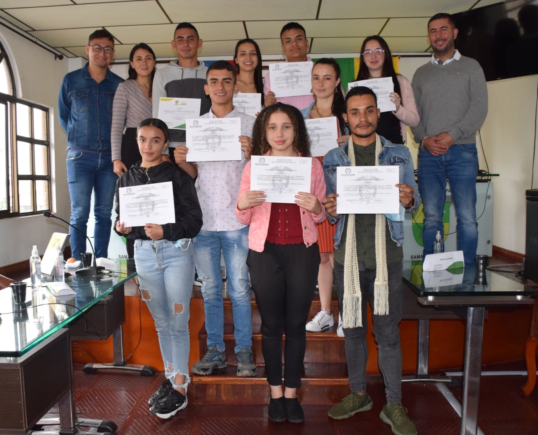 ENTREGA DE CREDENCIALES A LOS CONSEJEROS MUNICIPALES DE JUVENTUD ELECTOS