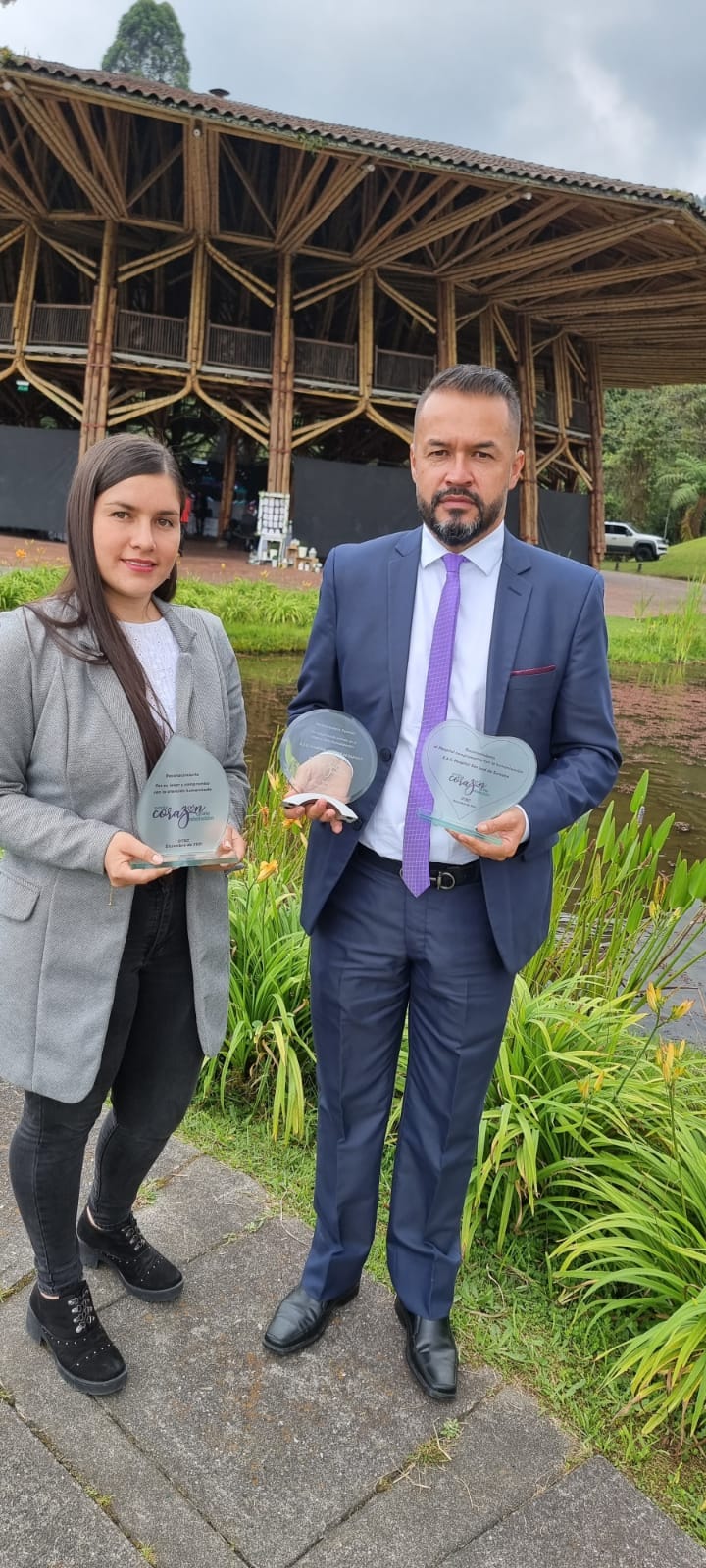 HOSPITAL SAN JOSE SAMAN� CALDAS RECIBE 3 RECONOCIMIENTOS