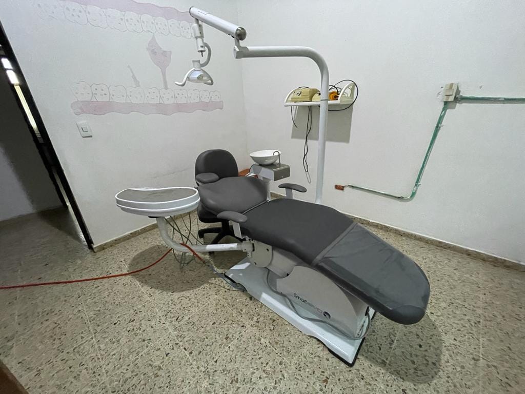 DOTAMOS DE CAMAS HOSPITALARIAS EL�CTRICAS AL SERVICIO DE URGENCIAS DEL HOSPITAL SAN JOS� 