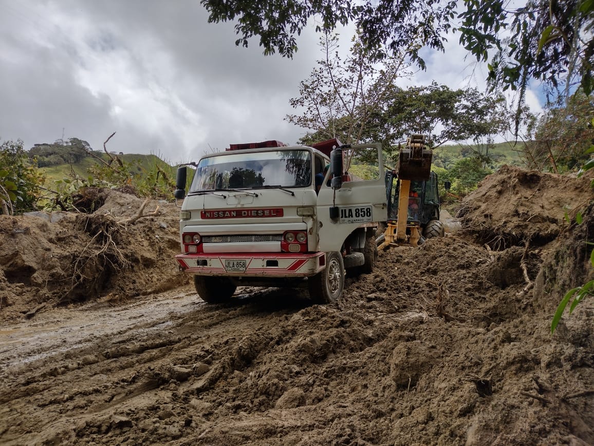 APERTURA VIAL SECTOR DE VILLA RUIZ V�A FLORENCIA - SONSON