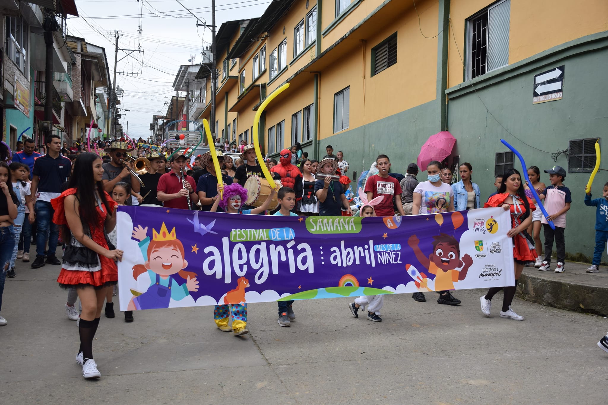 CELEBRAMOS Y COMPARTIMOS EL MES DE LOS NI�OS.