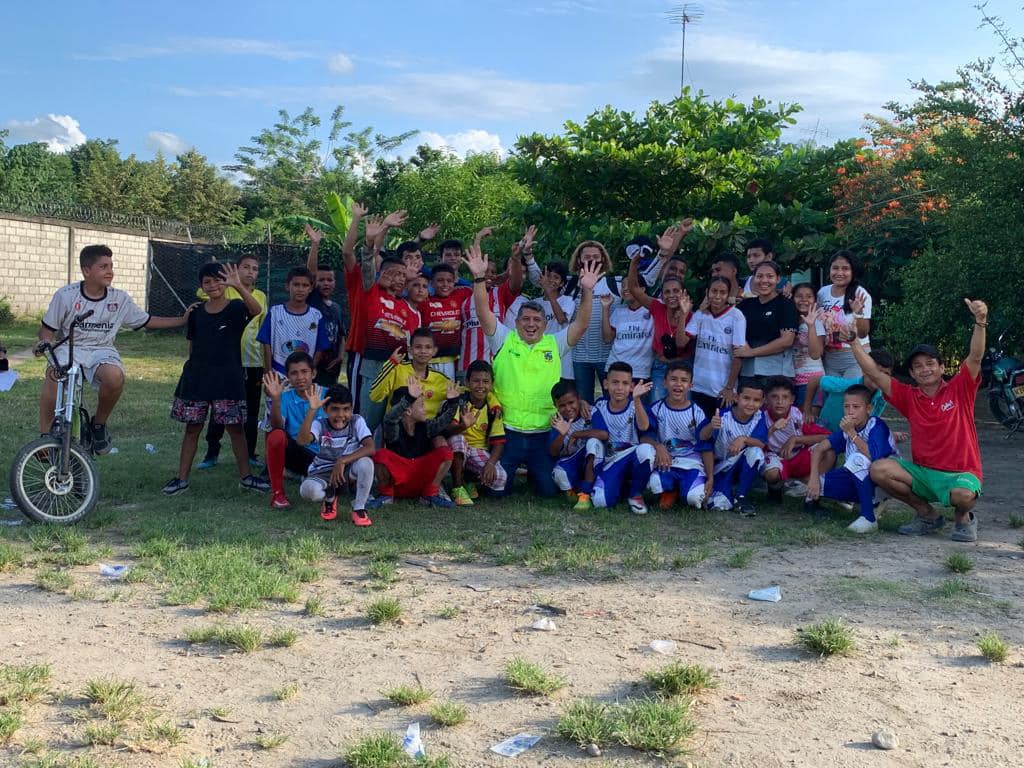 LA DORADA TAMBI�N CELEBRO EL D�A DE LOS NI�OS 