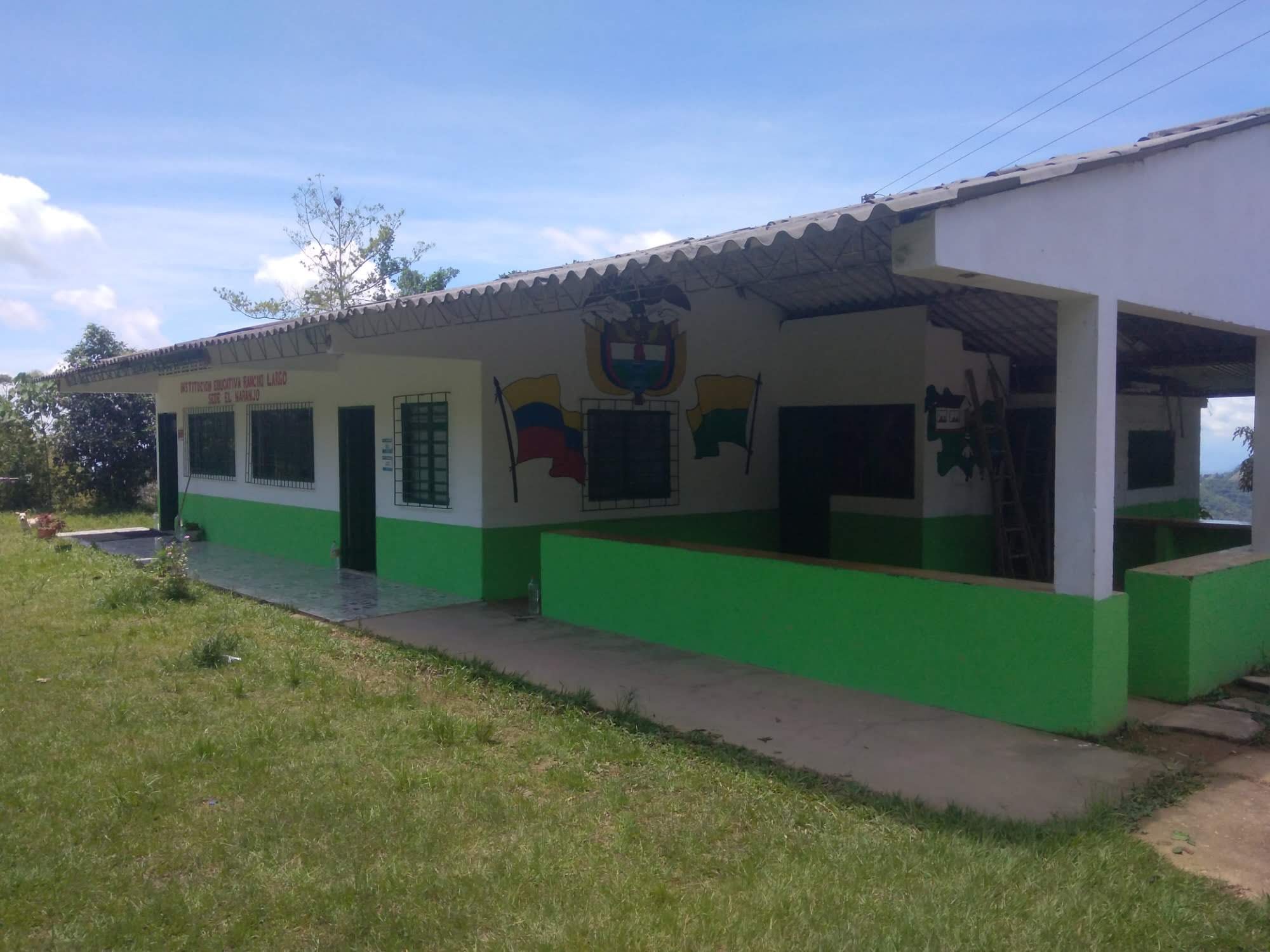 ADECUACIONES EL�CTRICAS, DE PINTURA, DOTACI�N DE MENAJE VEREDA EL NARANJO
