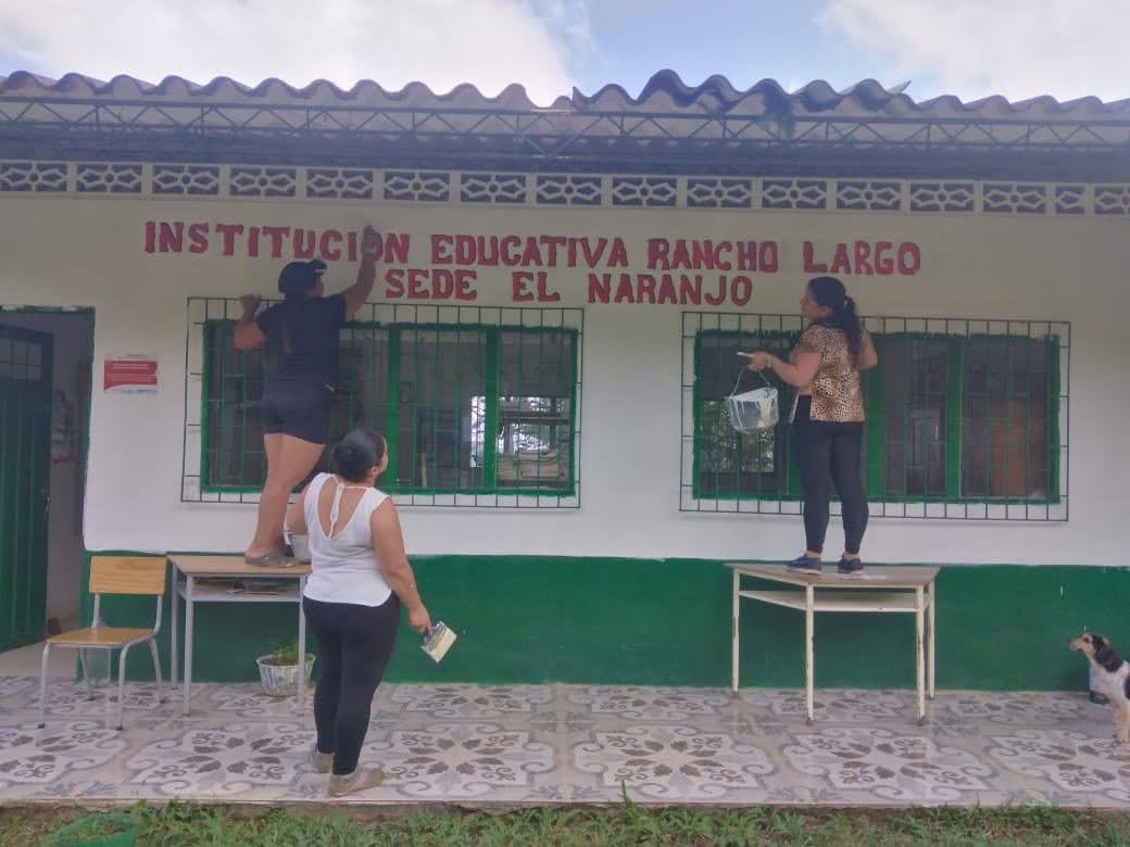ADECUACIONES EL�CTRICAS, DE PINTURA, DOTACI�N DE MENAJE VEREDA EL NARANJO