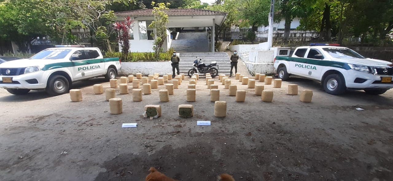 LA POLIC�A NACIONAL DE VICTORIA, LOGR� MEDIANTE ACTIVIDADES DE PREVENCI�N Y CONTROL, LA INCAUTACI�N DE  275 KILOS DE MARIHUANA