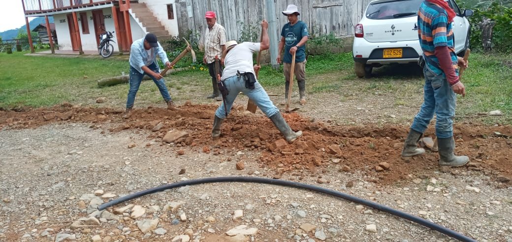 MEJORAMIENTO Y MANTENIMIENTO DEL ACUEDUCTO DE LA VEREDA LA QUINTA. 