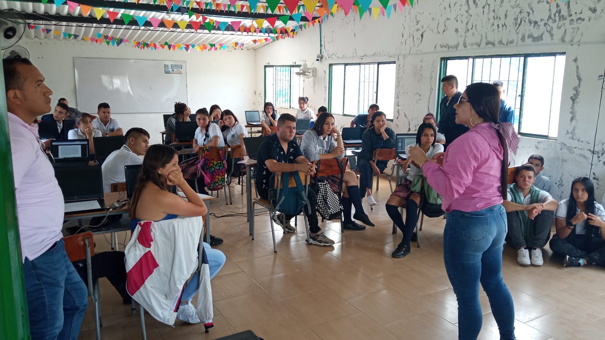 PROGRAMAS FAMILIAS EN ACCI�N Y J�VENES EN ACCI�N