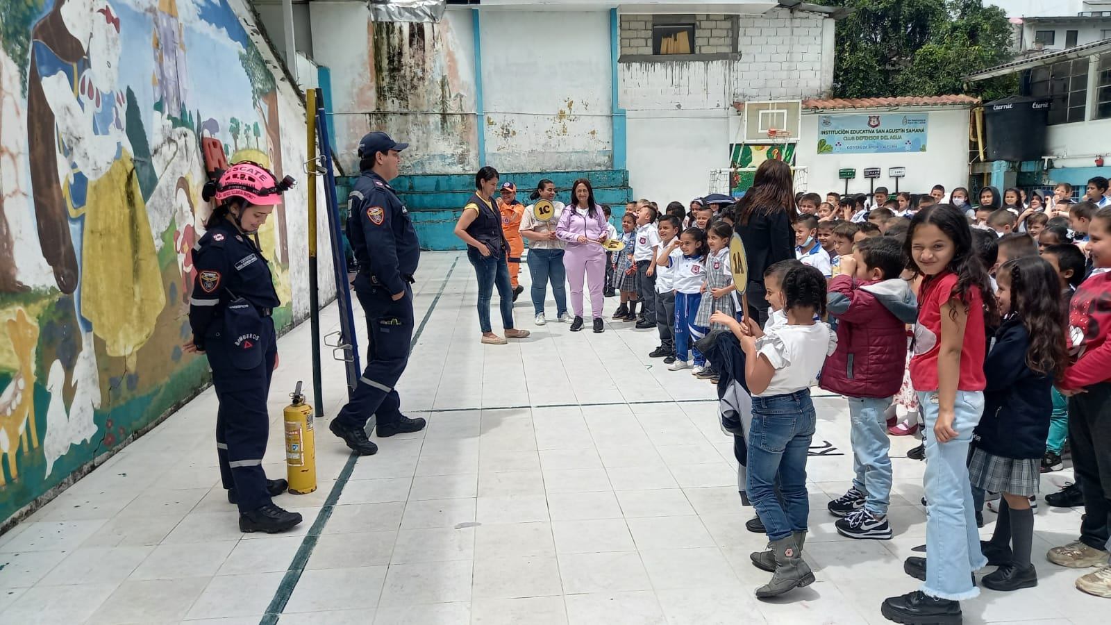  SIMULACRO DE EVACUACI�N INSTITUCI�N EDUCATIVA SAN AGUST�N