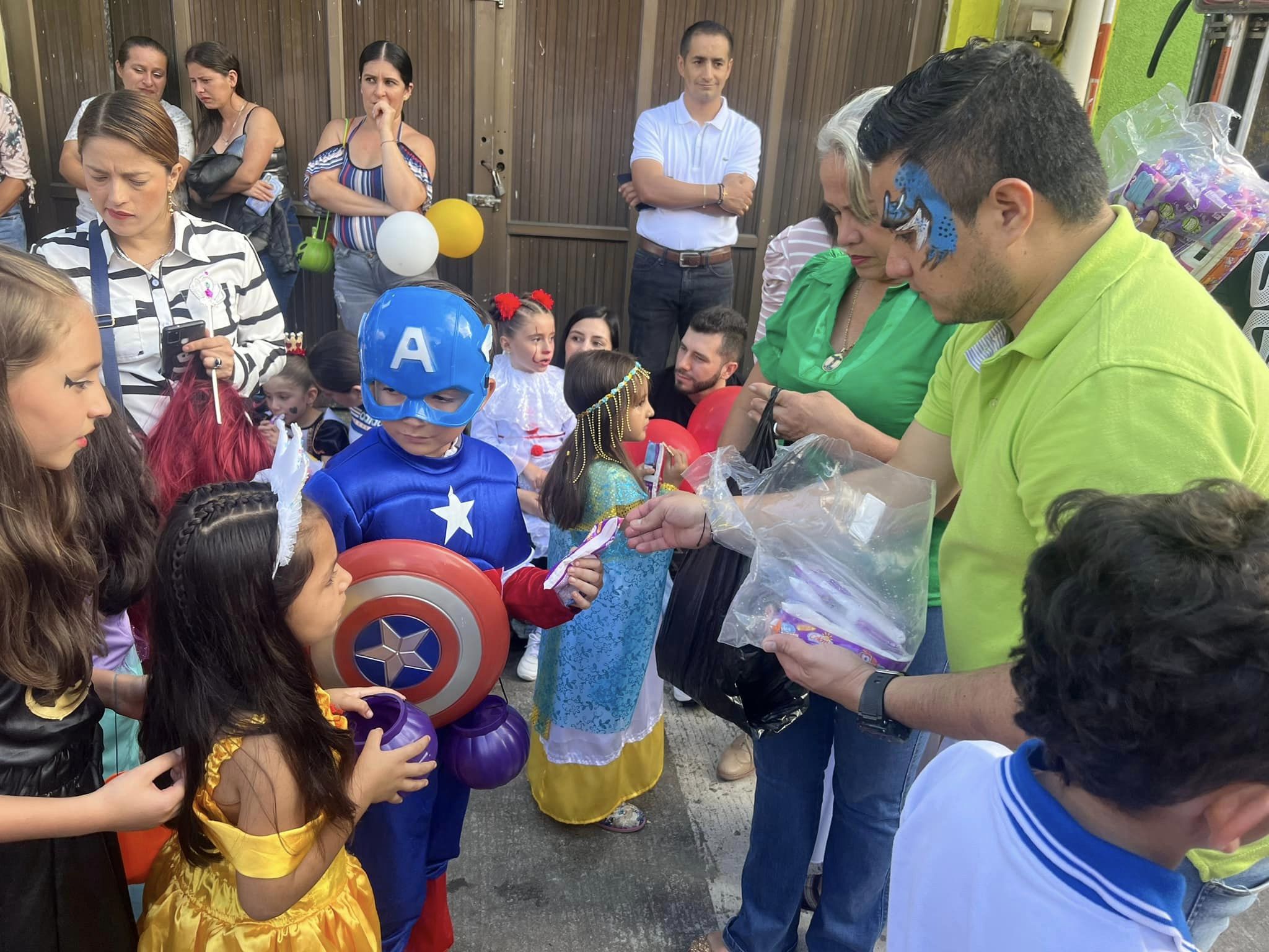 LA SONRISA DE UN NI�O SIEMPRE SER� PRIORIDAD