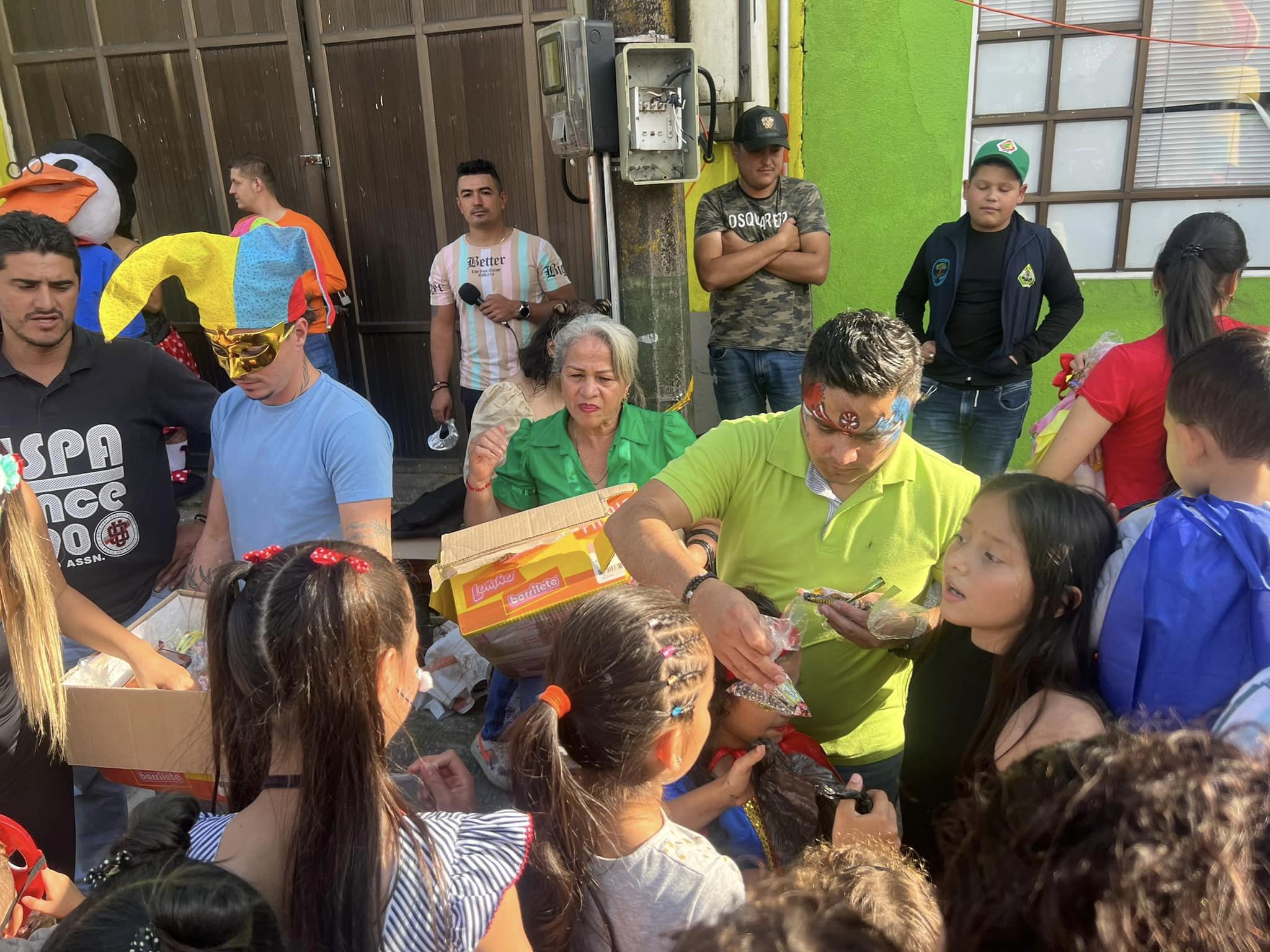 LA SONRISA DE UN NI�O SIEMPRE SER� PRIORIDAD