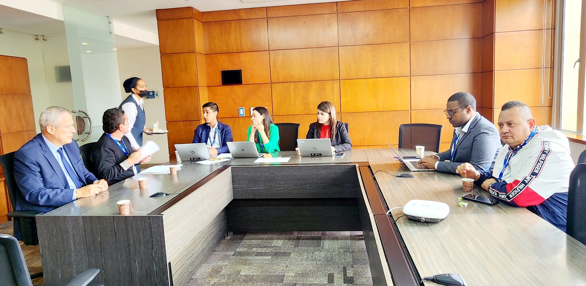 PRORROGA DE LICENCIA DE FUNCIONAMIENTO EMISORA MONUMENTAL